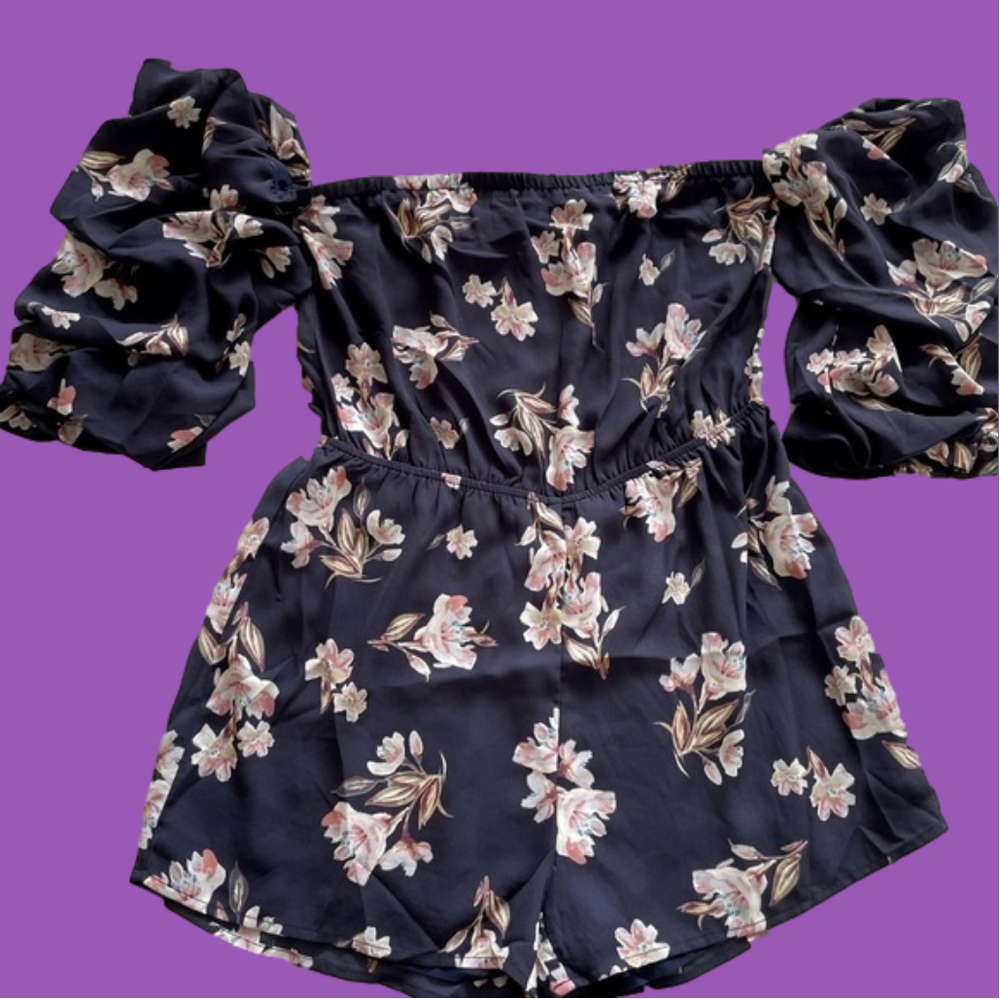 Romper navy blue with flowers .. - Picture 1 of 1